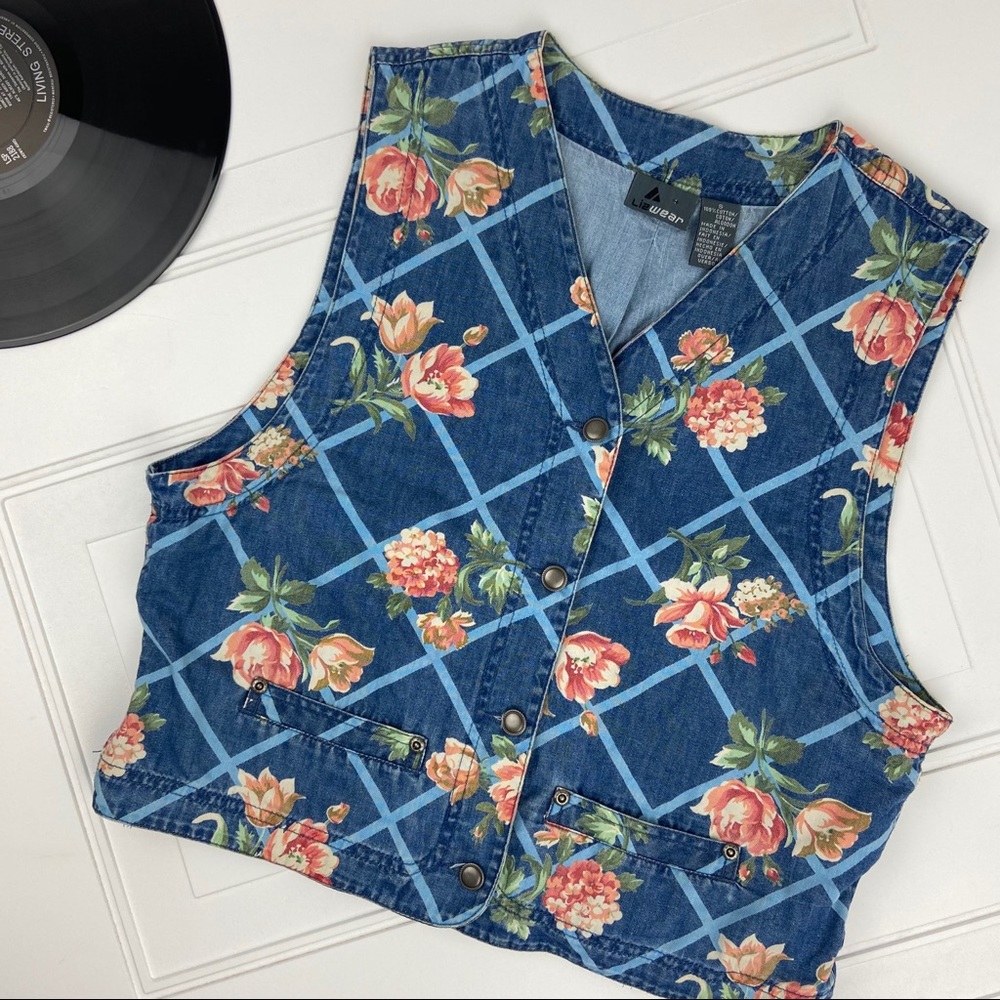 Vintage •Liz Wear• Floral Vest